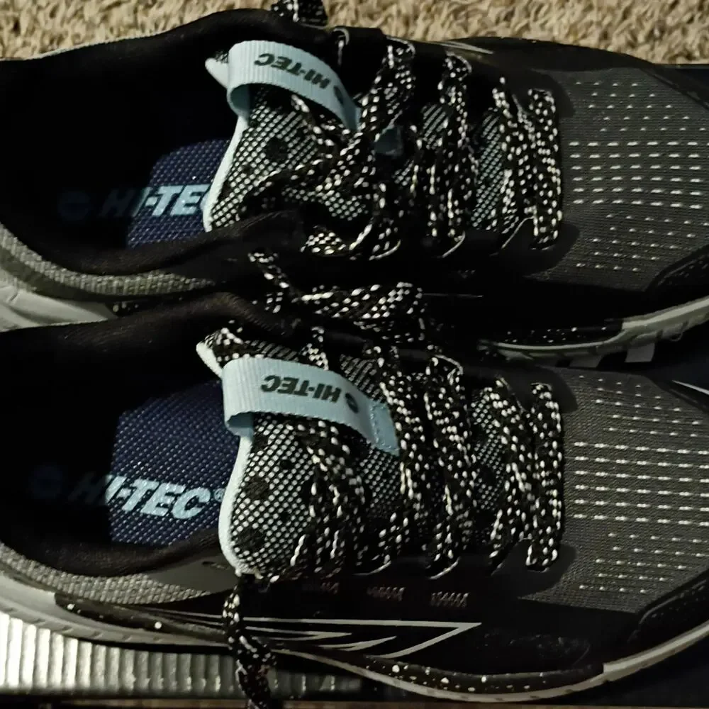 Hi-Tec Women’s Low Top Lace-Up Athletic Sneakers Black/Gray/White New w/ Box